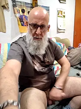 Snapshot of barbaszztop chatting on May 12, 9:34 pm barbaszztop online show from May 12, 9:34 pm