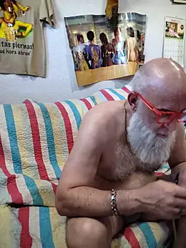 Snapshot of barbaszztop chatting on May 23, 5:56 am barbaszztop online show from May 23, 5:56 am