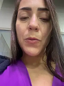 lucioliveira online show from September 21, 1:07 am