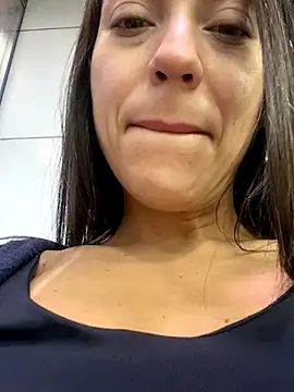 lucioliveira online show from October 4, 1:47 am