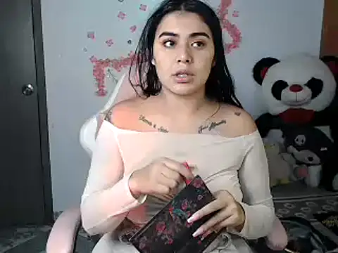 Snapshot of sophiadaza666 chatting on May 1, 11:53 pm sophiadaza666 online show from May 1, 11:53 pm