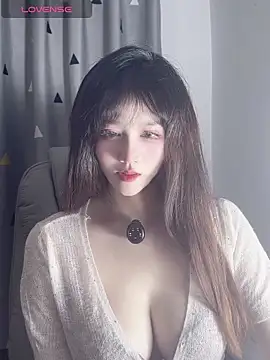 annacc999 online show from September 17, 1:46 pm