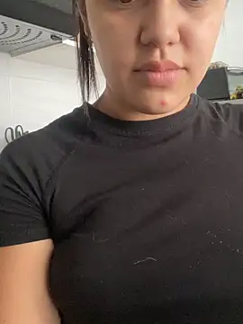 lunita sweet5 online show from December 3, 3:32 pm