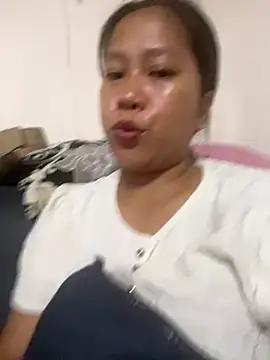 Pilipinalyn23 online show from July 26, 10:44 am