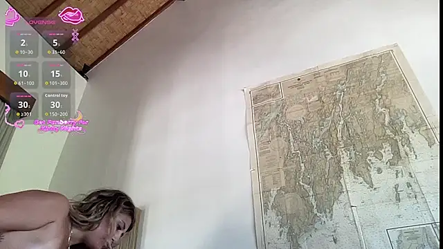 Snapshot of GoddessDove chatting on July 5, 5:47 am GoddessDove online show from July 5, 5:47 am