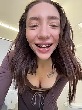 Snapshot of BallerinaCappuccino_ chatting on February 21, 7:31 am BallerinaCappuccino online show from February 21, 7:31 am