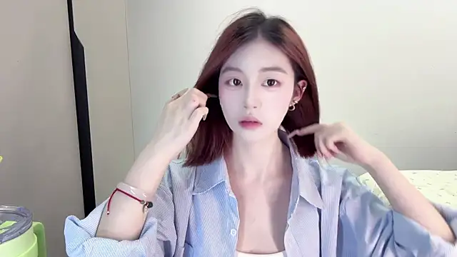 Snapshot of Cookie-oo chatting on September 26, 2:54 pm Cookie-oo online show from September 26, 2:54 pm