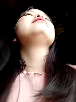 XoiXoi232 online show from March 19, 3:43 am