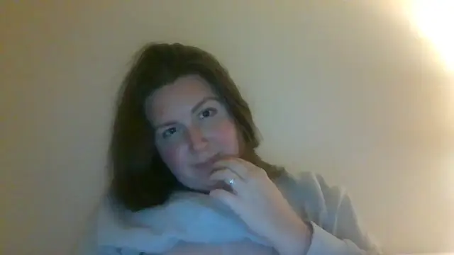 Snapshot of CherryJuneExperience chatting on February 3, 12:20 am CherryJuneExperience online show from February 3, 12:20 am
