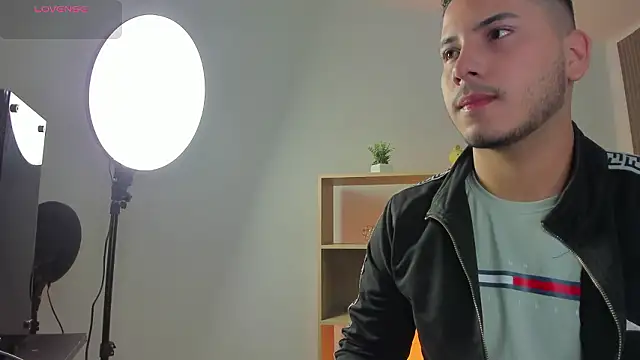 Axel grey  online show from March 14, 12:21 pm