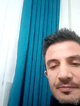 Snapshot of OGUZOZAN chatting on November 16, 7:52 pm OGUZOZAN online show from November 16, 7:52 pm