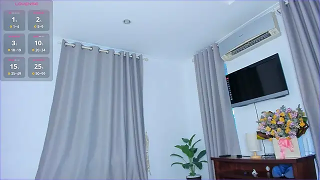 Amy Loveme online show from November 8, 12:22 am