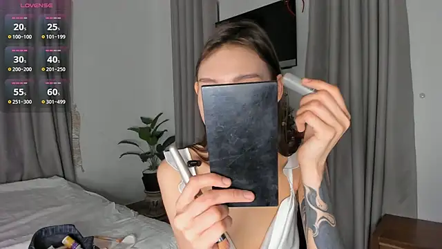 Amy Loveme online show from December 18, 11:11 pm