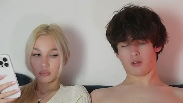 Snapshot of cuteleraay chatting on January 17, 10:46 pm cuteleraay online show from January 17, 10:46 pm