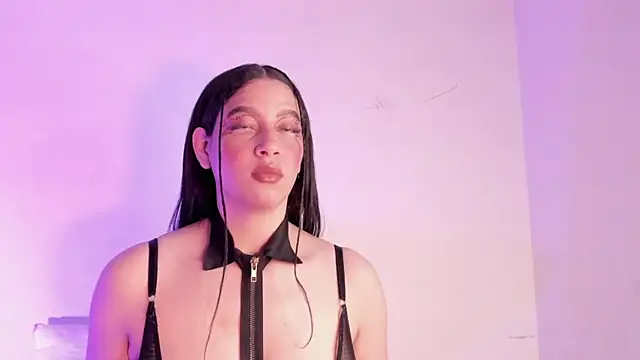 Megan Luxe online show from May 16, 6:43 am