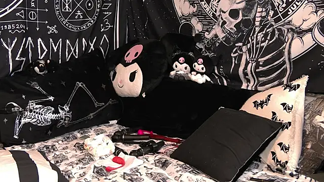 Paige Turner online show from January 7, 11:07 pm