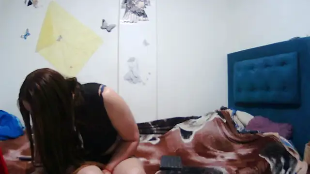 AddyStuart  online show from March 23, 5:11 am