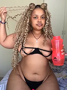 XXXquisiteVixen online show from November 29, 10:18 am