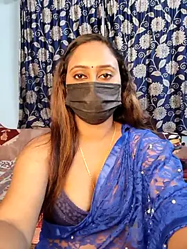 Snapshot of Cute-lusi chatting on March 7, 6:49 pm Cute-lusi online show from March 7, 6:49 pm