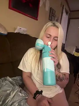 JuicyExxxperience online show from March 30, 2:29 pm