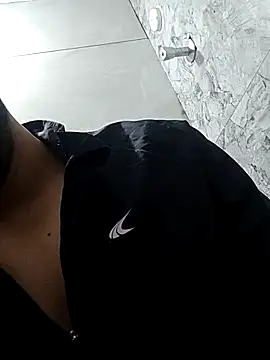 Snapshot of Satyachowdary199623 chatting on February 26, 11:48 pm Satyachowdary199623 online show from February 26, 11:48 pm