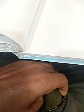 hotboy43339 online show from December 14, 8:52 am