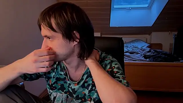 Bez3ybik online show from April 18, 5:39 pm