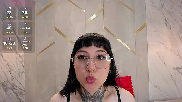 Ravenna666  online show from November 16, 1:06 pm