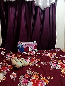 MEERAcle online show from April 2, 3:20 pm