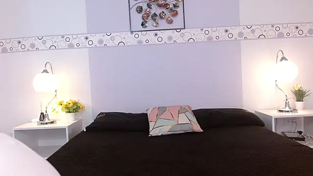 Celesstegh online show from April 8, 11:21 am