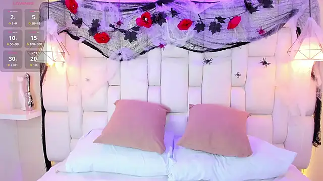 HannaPotther online show from October 31, 11:33 am