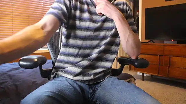 jjjjjfive online show from April 7, 1:50 am