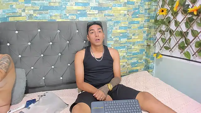 Snapshot of partdemonlatin666 chatting on September 14, 7:35 pm partdemonlatin666 online show from September 14, 7:35 pm
