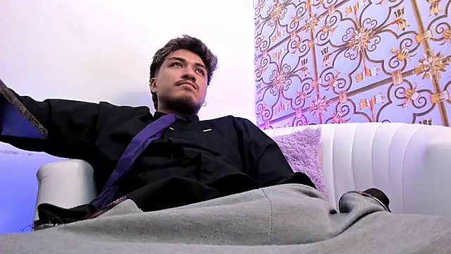 juanmechanic  online show from February 27, 4:56 am