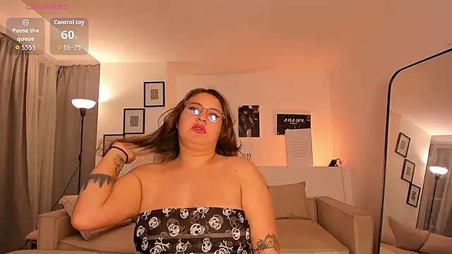 Snapshot of Laureen_se chatting on September 20, 5:30 am Laureen se online show from September 20, 5:30 am