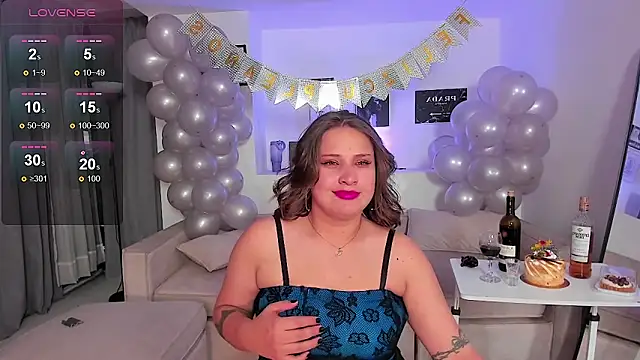 Laureen se online show from February 12, 5:13 am