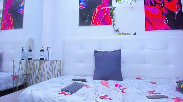 Lucia78couple online show from January 8, 8:22 pm