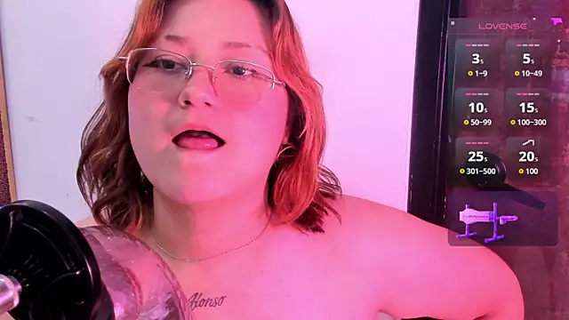 isa grey  online show from September 25, 8:29 am