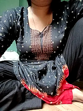 Snapshot of Rina-2 chatting on September 16, 9:43 am Rina-2 online show from September 16, 9:43 am