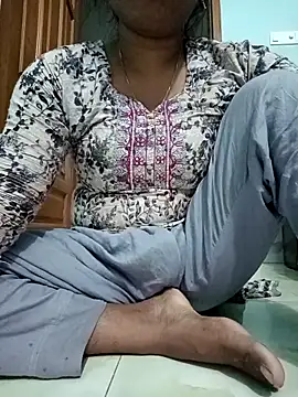 Snapshot of Rina-2 chatting on October 22, 4:57 am Rina-2 online show from October 22, 4:57 am