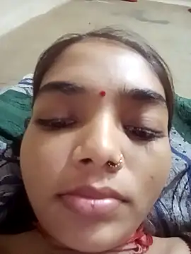 Snapshot of Hitsda chatting on September 15, 1:16 am Hitsda online show from September 15, 1:16 am