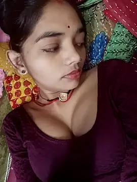 Snapshot of Hitsda chatting on September 27, 12:10 pm Hitsda online show from September 27, 12:10 pm