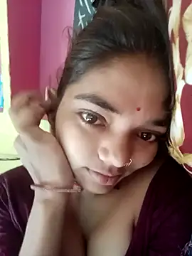 Snapshot of Hitsda chatting on September 28, 6:41 am Hitsda online show from September 28, 6:41 am