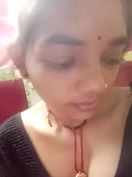 Snapshot of Hitsda chatting on October 4, 9:57 pm Hitsda online show from October 4, 9:57 pm