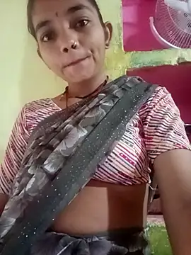 Snapshot of Hitsda chatting on November 3, 1:29 am Hitsda online show from November 3, 1:29 am