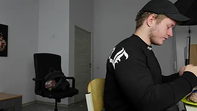 Richard Dullas online show from October 9, 12:03 pm