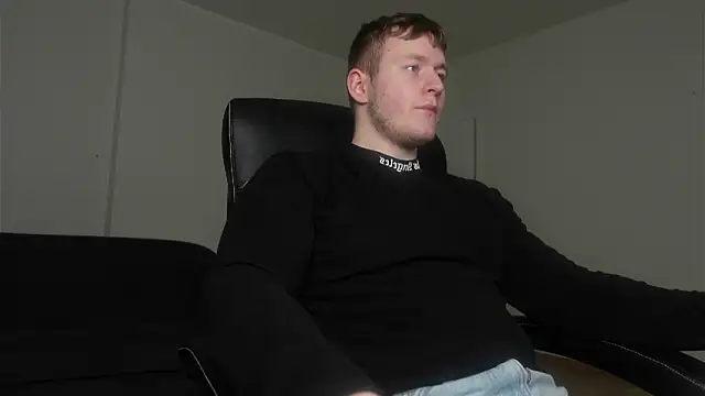 Snapshot of Richard_Dullas chatting on February 14, 3:42 pm Richard Dullas online show from February 14, 3:42 pm