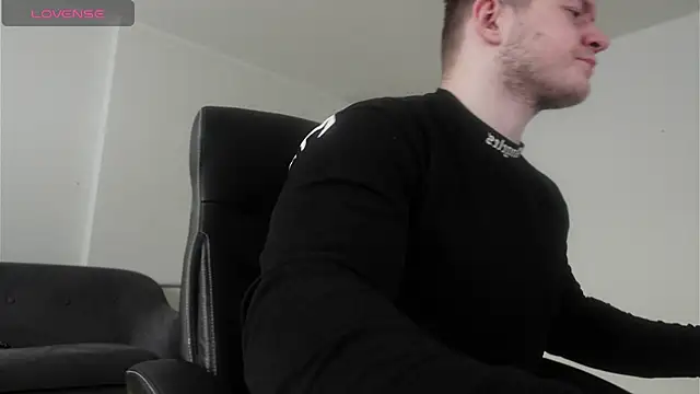 Snapshot of Richard_Dullas chatting on February 15, 10:03 am Richard Dullas online show from February 15, 10:03 am