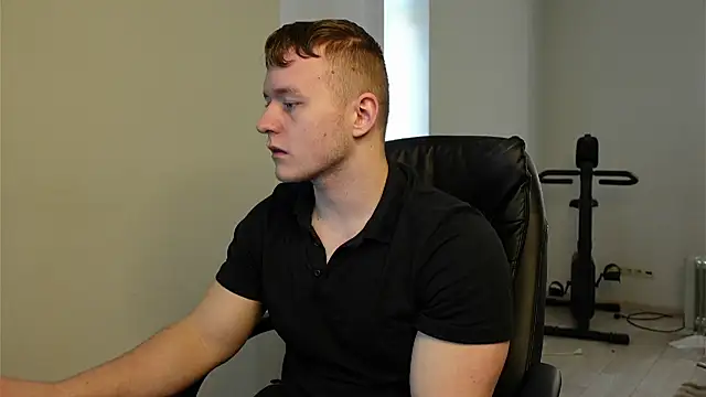 Snapshot of Richard_Dullas chatting on April 15, 4:30 am Richard Dullas online show from April 15, 4:30 am