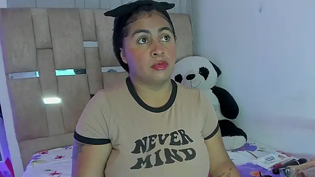 AndreaSweet2 online show from December 3, 7:45 pm